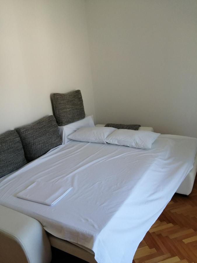 Apartment Rab Town Esterno foto