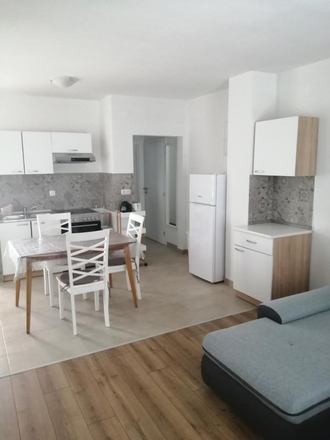 Apartment Rab Town Esterno foto