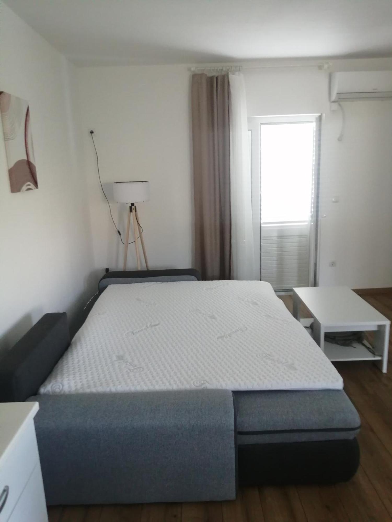 Apartment Rab Town Esterno foto