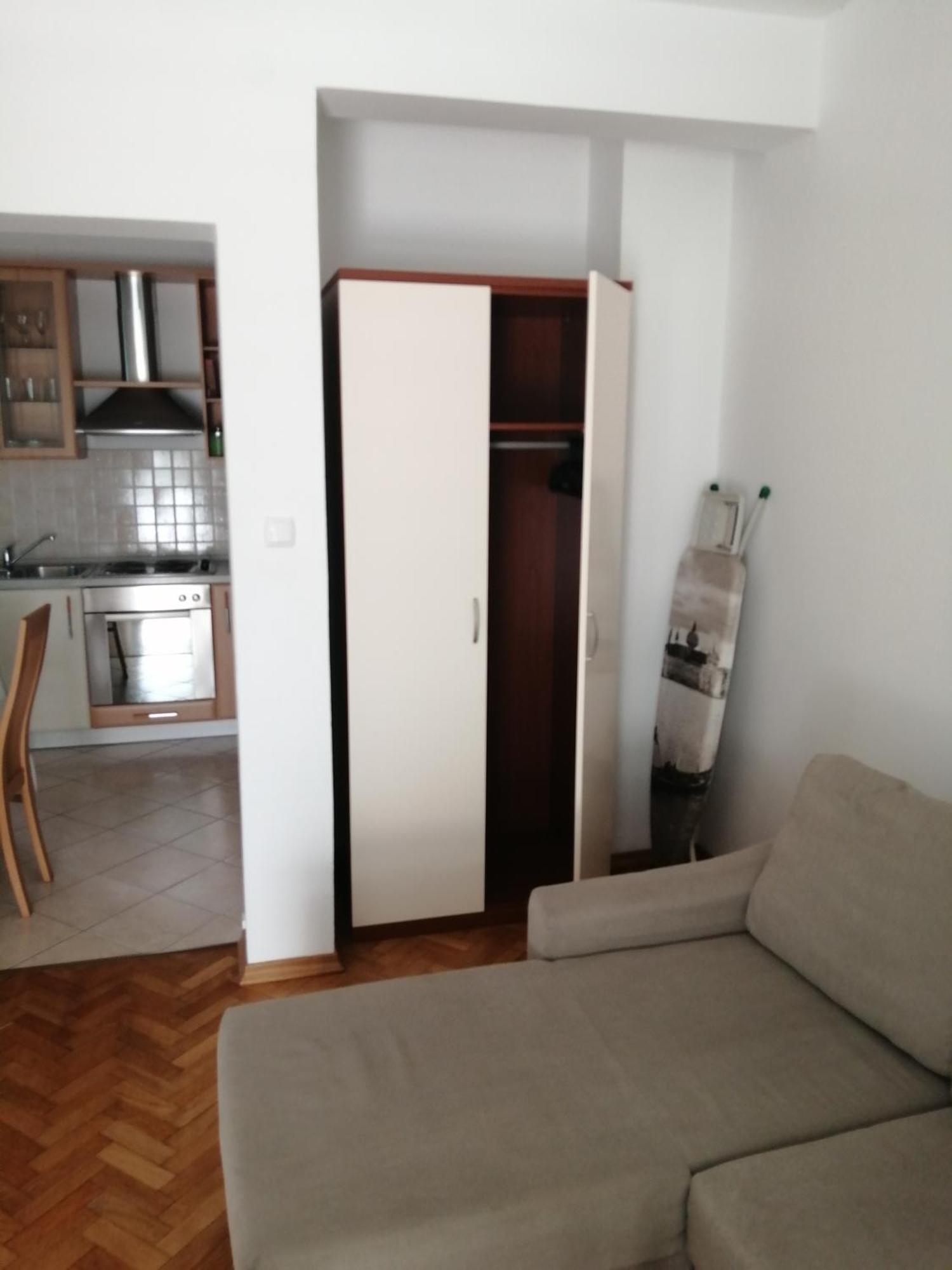Apartment Rab Town Esterno foto
